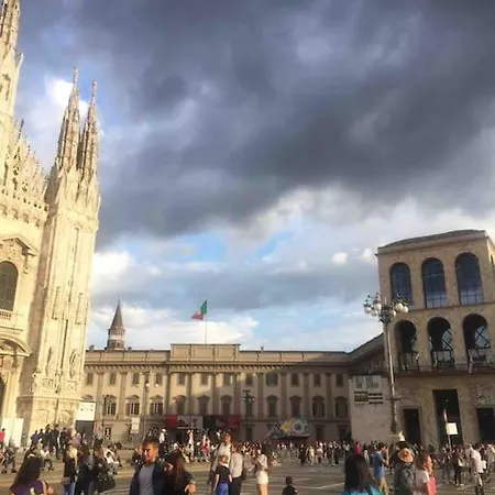 And Chic Near Fiera * Milan